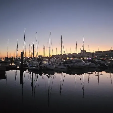 Barco Corleone بوتيل Lisboa