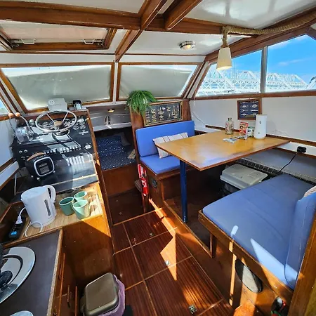 بوتيل Barco Corleone *