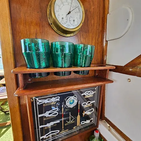 Barco Corleone Лиссабон