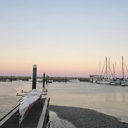 Barco Corleone 船上ホテル