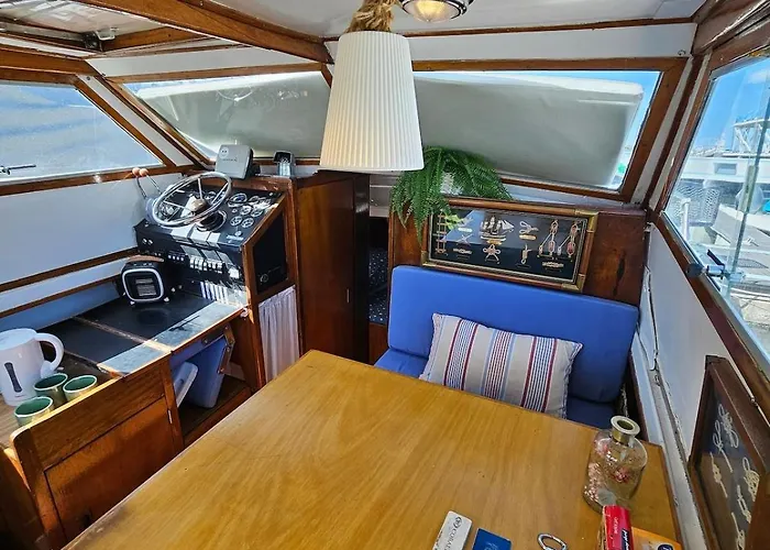 Barco Corleone Botel Lissabon